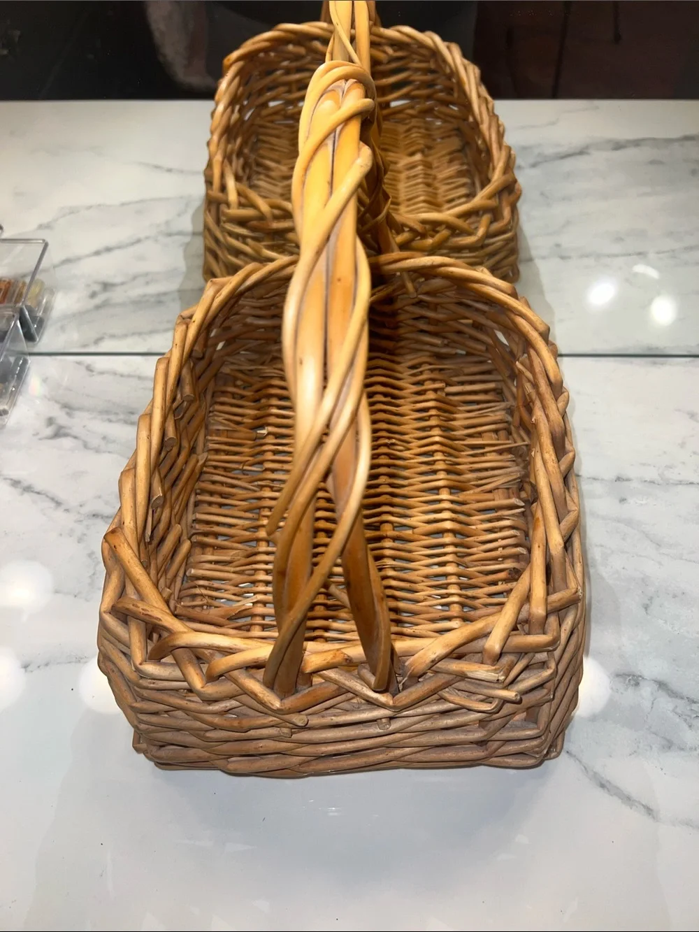 N/A woven rattan